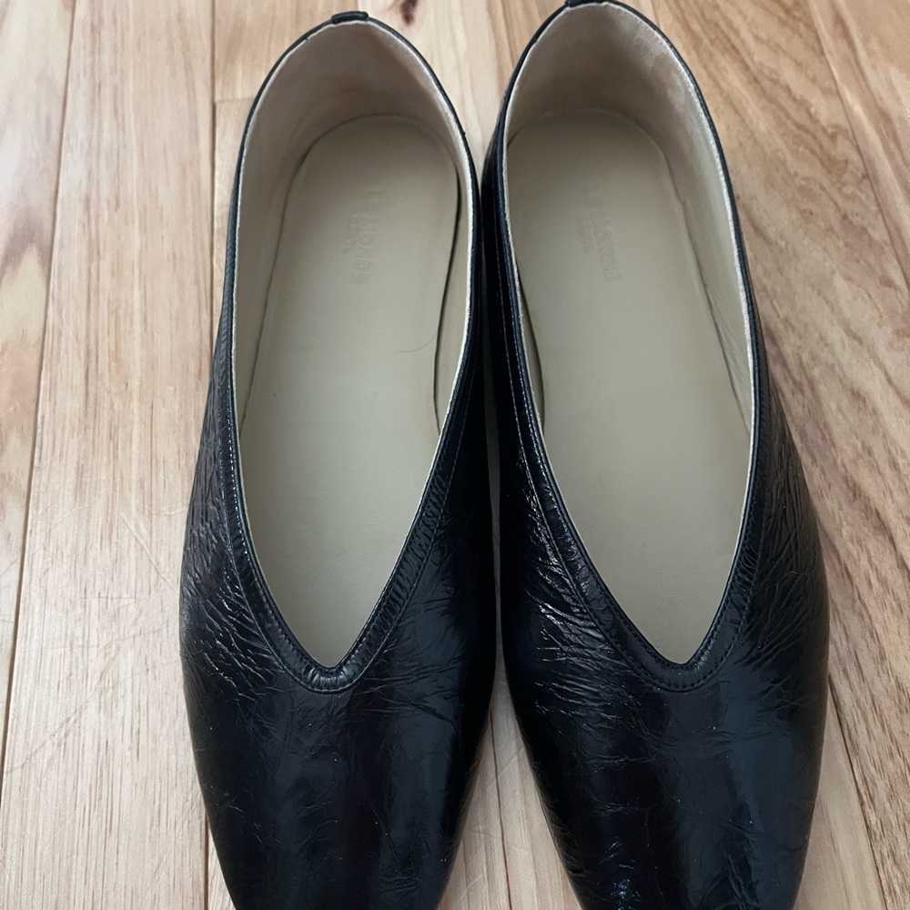 Luna Slipper - Picture 2 of 5